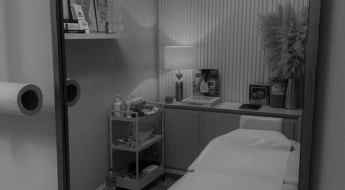 Elegant treatment room at Studio No 10, House of Aesthetics, Stourbridge, England, GB, with a cozy ambiance.