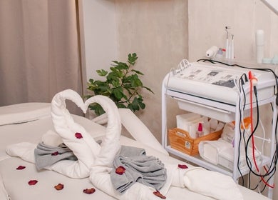 Luxurious spa room at Glamore Beauty Lounge Lapaz Branch, Iloilo City, Western Visayas, PH with elegant decor.