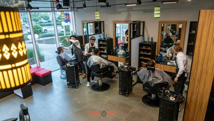 The One Gents Salon (JVT Branch) image 1