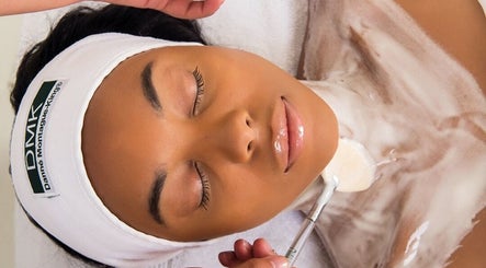 UNiQUE U Face & Body Studio