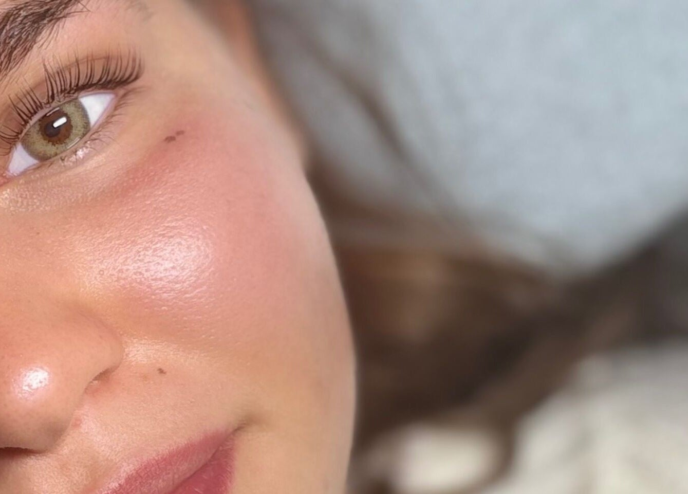 Teint éclatant chez Belle Demoiselle, Coublevie, Auvergne-rhône-alpes, FR.