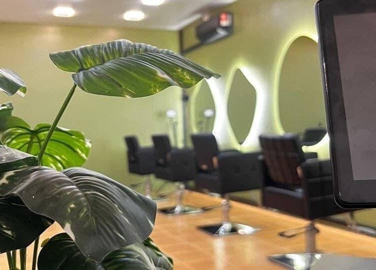 Elegant interior of Myfa Salon Indera Makhota 15 in Indera Mahkota, Pahang, MY, showcasing lush modern decor.