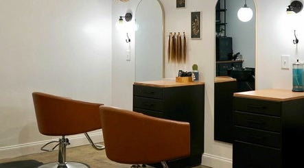 Unorthodox Salon изображение 2