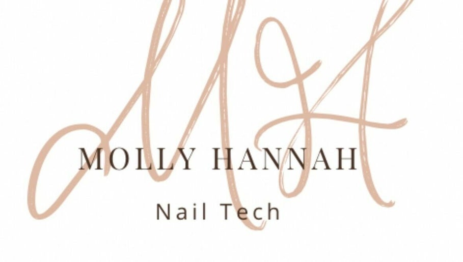 Molly Hannah Nail Tech Bild 1