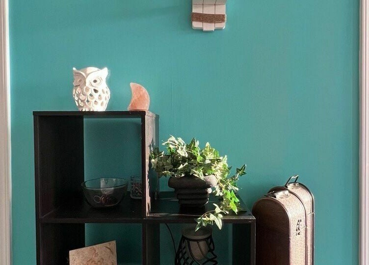 Elegant shelf with decor at Tropical Touch Spa Walled Lake, Walled Lake, Michigan, US.