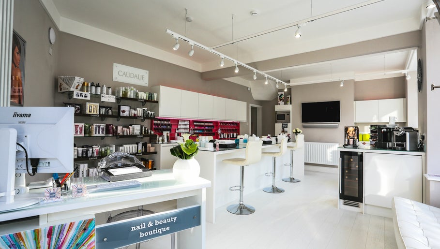 Paintbox - Nails and Beauty Boutique image 1