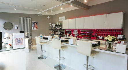 Paintbox - Nails and Beauty Boutique – kuva 2