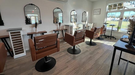 Salon V