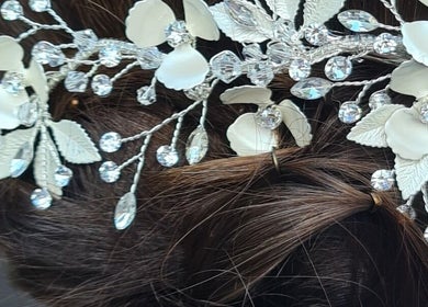 Elegant hair accessory with crystals at The Retreat@23/ Victoria Perkins Hairdressing in Knutsford, England, GB.