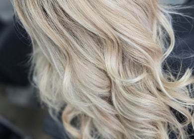 Blonde wavy hairstyle at Joanne Slattery Hair, Hope Hair Studio, Blackburn, Scotland, GB.