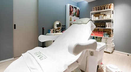 Emmebi Italia Head Spa HK Hair Spa Salon