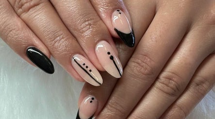 TK Nails and Beauty