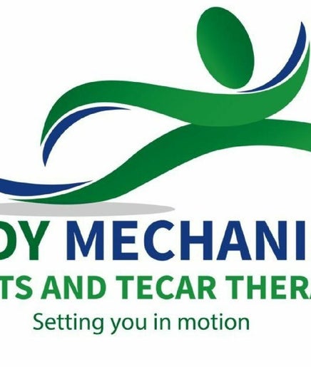 Body Mechanics, Sports and Medical Therapy (Sports Massage), Moove Motion Fitness Club Bild 2