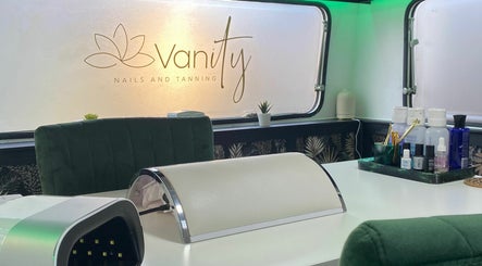 Vanity Nails & Tanning изображение 2