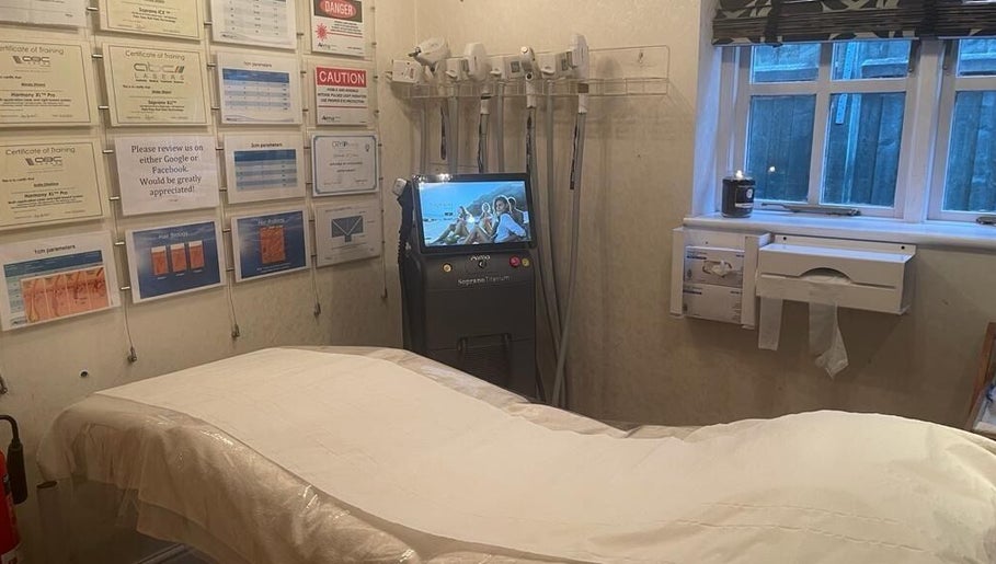 Clinique De Beauté image 1