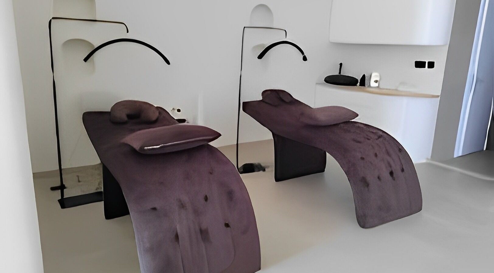 Luxurious massage beds at Xtend Beauty Studio, Dubai, AE with sleek modern design for ultimate relaxation.