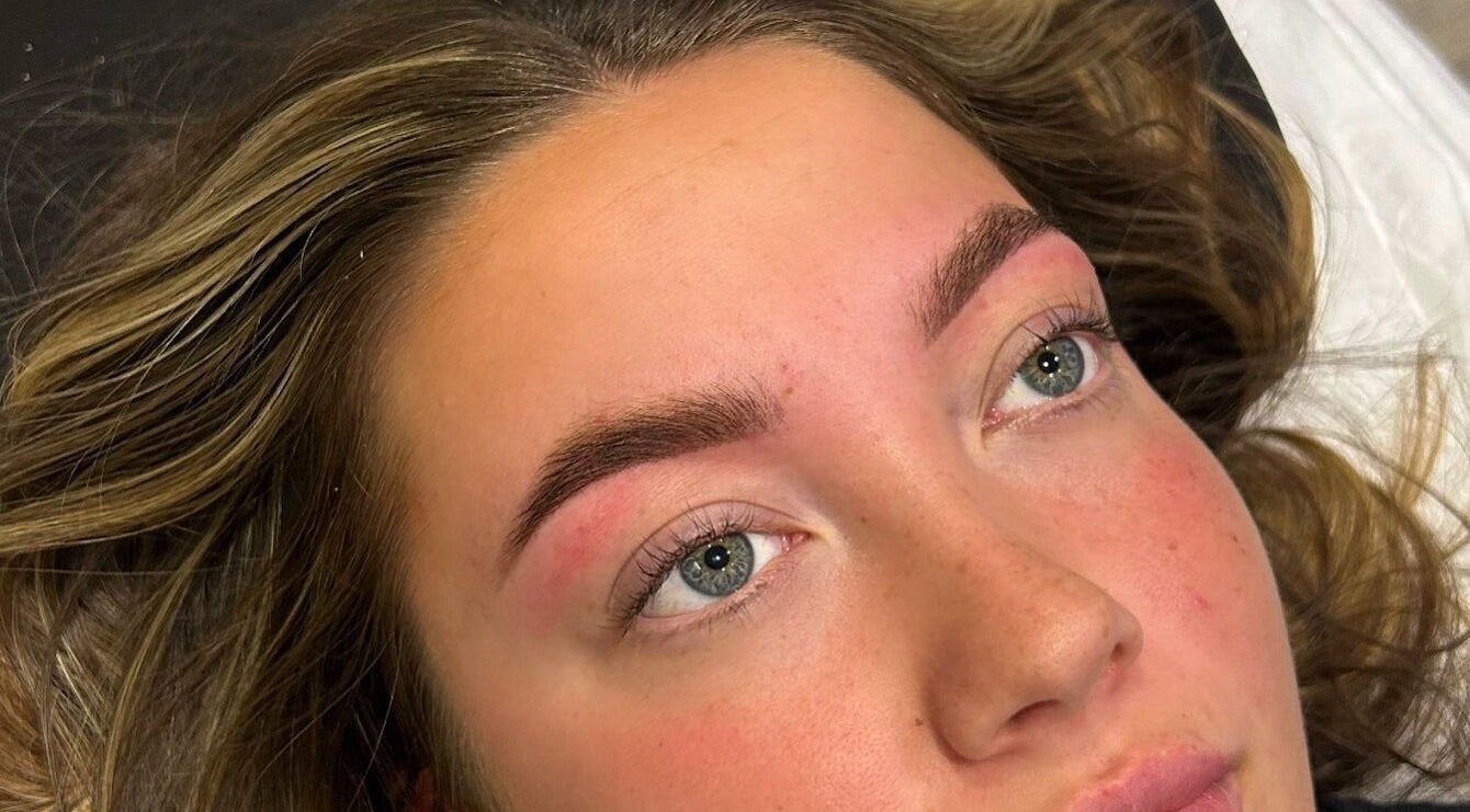 Expertly shaped brows at Glow Up Lash & Brow, East Cowick, England, GB. Experience precision and elegance.