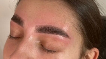 CC Brows image 3