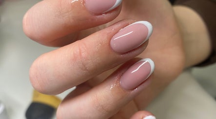 Natasha's Nails, bilde 2