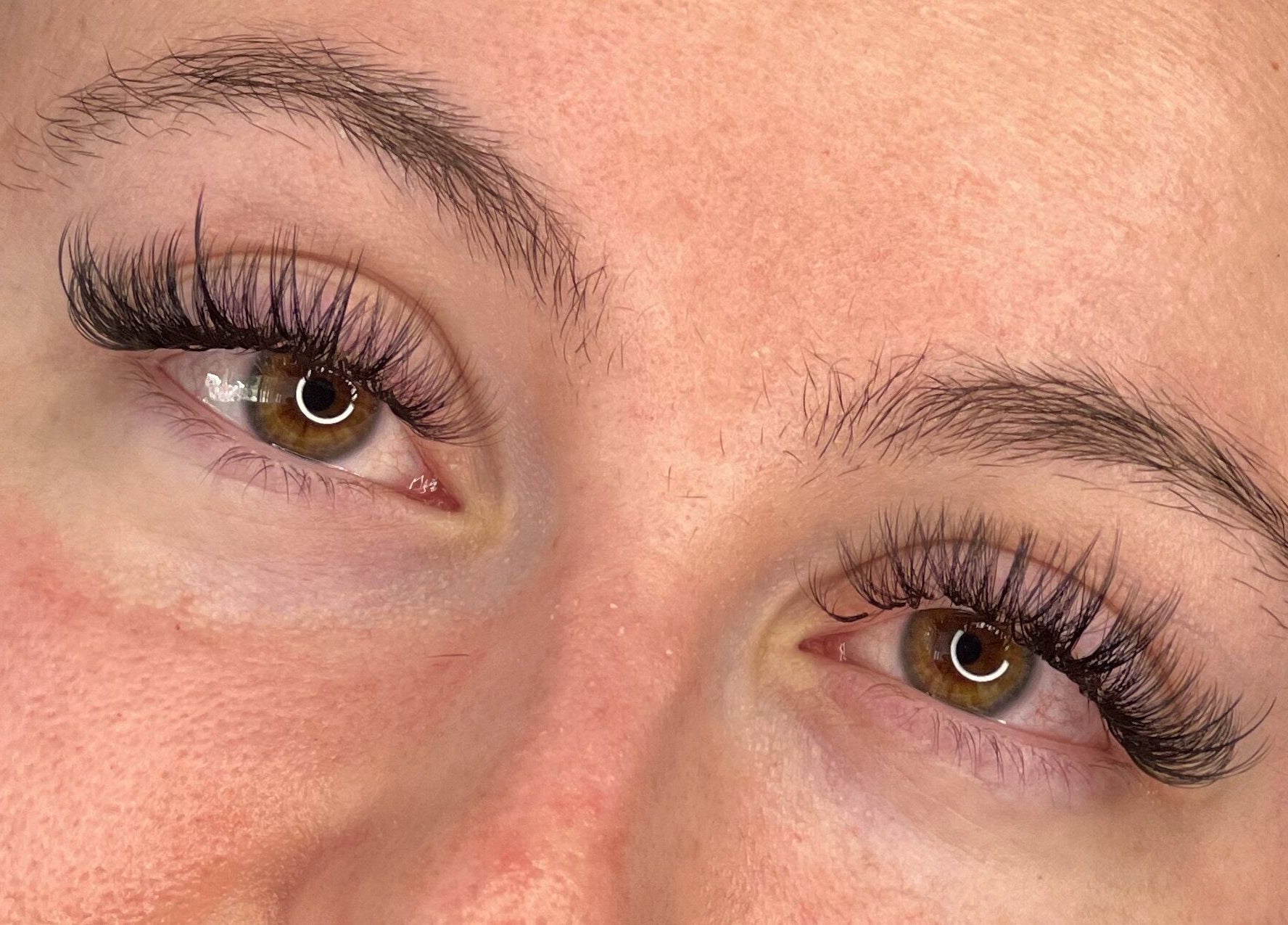 Close-up of elegant eyelash extensions at Lashes by Mynxy Beauty Bar, Sandton, Gauteng, ZA.