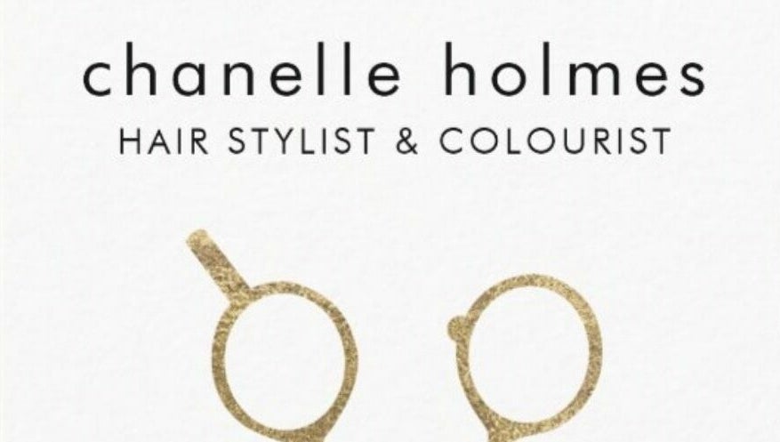 Chanelle Holmes at the Hair Shop slika 1