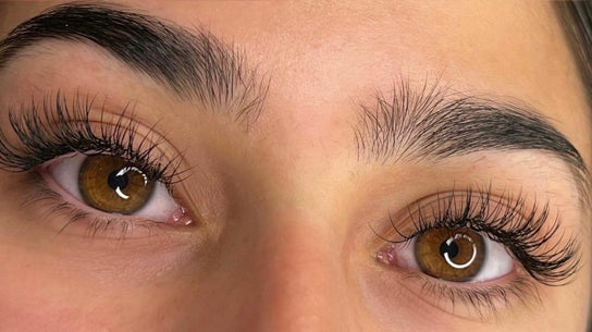 Springfield Miss Rose Lashes and Beauty