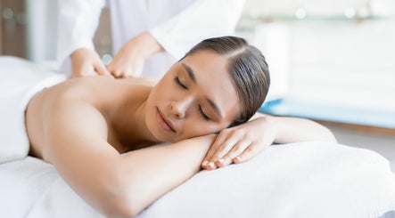 Daily Massage Spa Acupressure