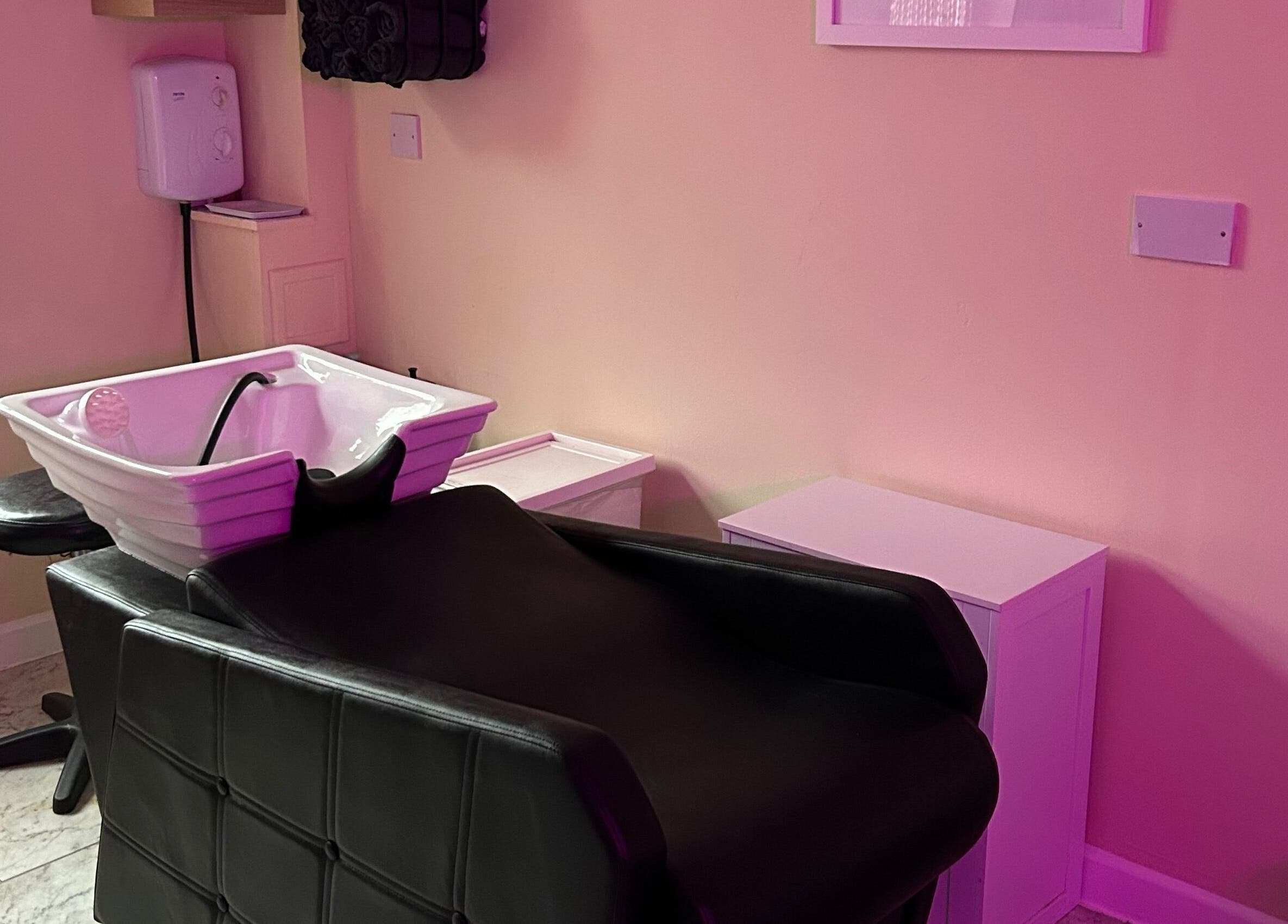 Chic wash station at Bobbypins (new clients please contact us first!), Bromsgrove, England, GB.