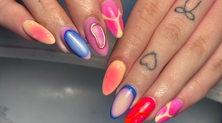 JSC Beauty image 3