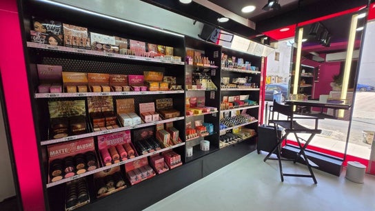 W7 Make Up Proffesional