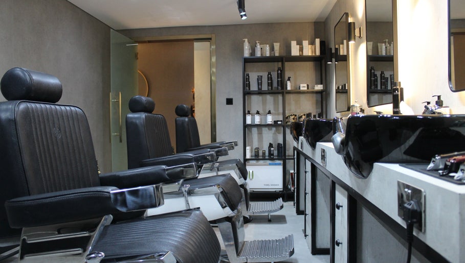 The Salon Luxe зображення 1