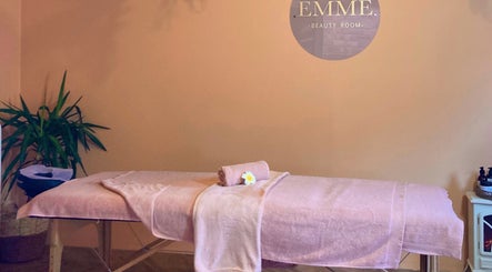 Emme Beauty Room