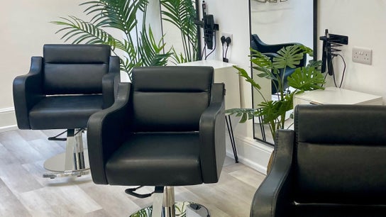 Karen Alba Higgins Hairdressing at The Salon