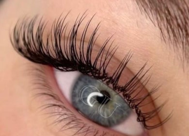 Close-up of stunning eyelash extensions at Glowup Studio, Haymarket, New South Wales, AU.