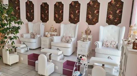 Lucent Beauty Salon (Ν.Πέραμος) image 2