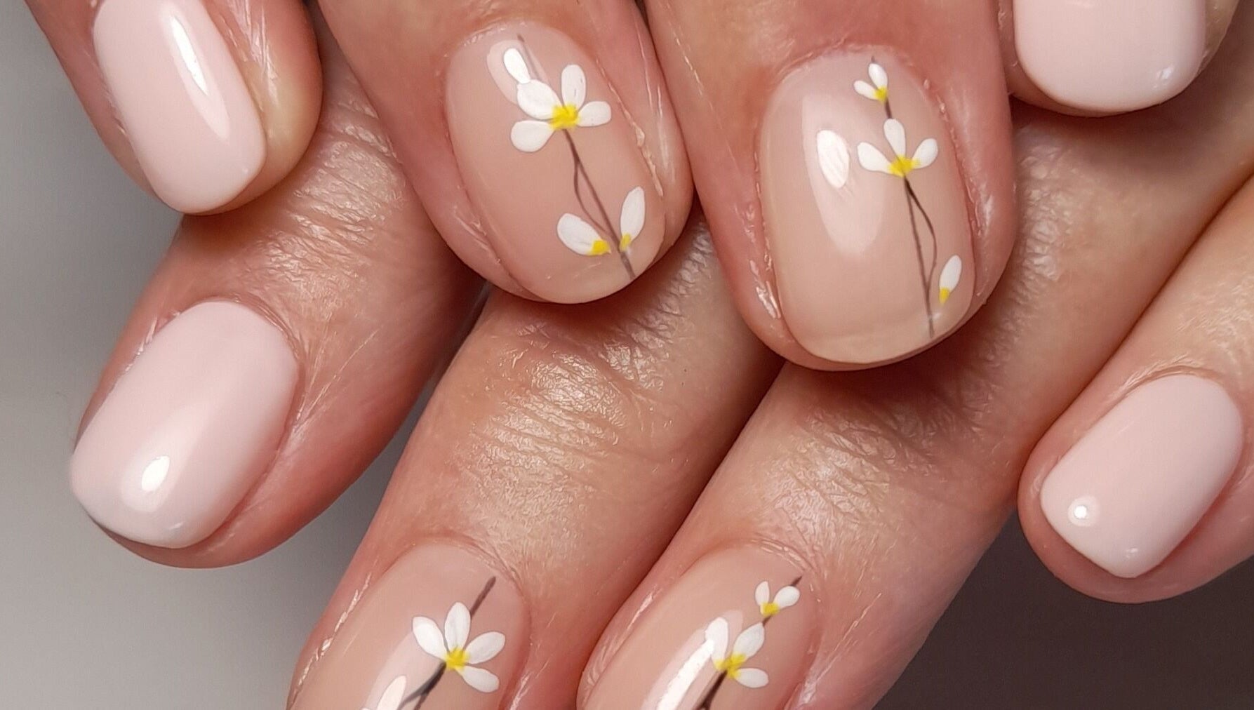 Elegant floral nail art at Nails by Valdene, Stellenbosch, Western Cape, ZA.