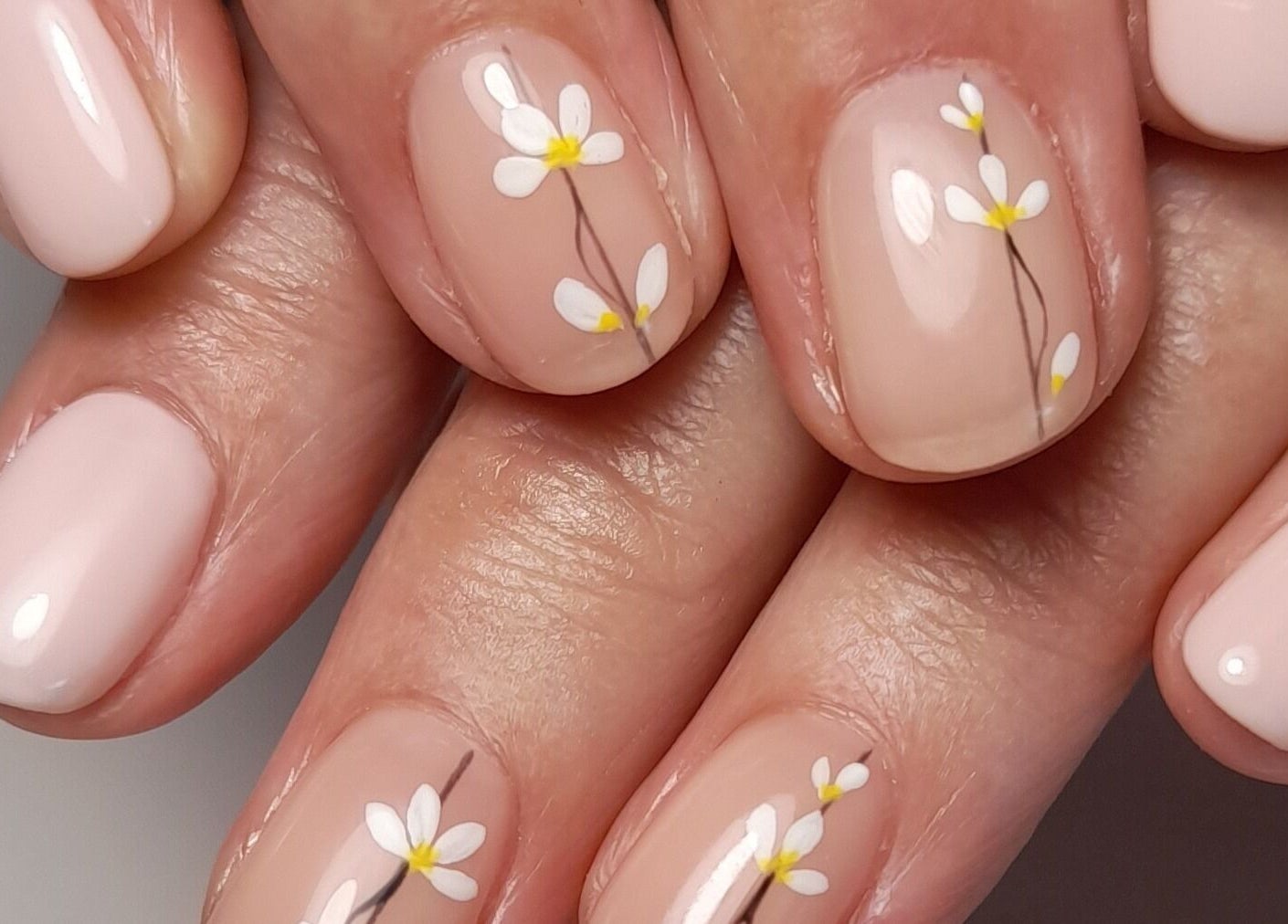 Elegant floral nail art at Nails by Valdene, Stellenbosch, Western Cape, ZA.
