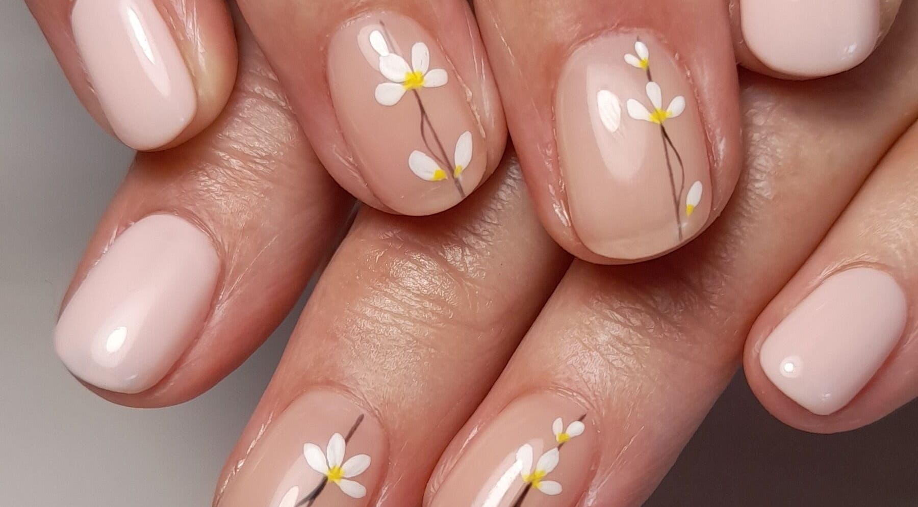 Elegant floral nail art at Nails by Valdene, Stellenbosch, Western Cape, ZA.