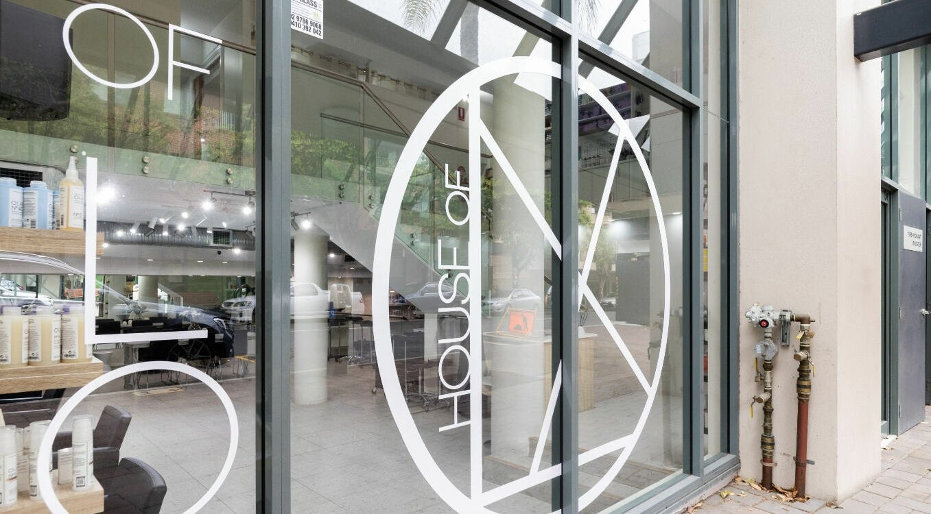 House of Lox Neutral Bay exterior showcases sleek design. Located in Neutral Bay, New South Wales, AU.