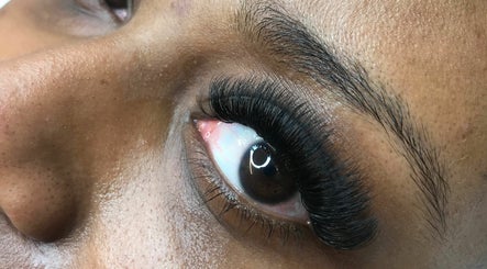 Love Of Lashes image 3