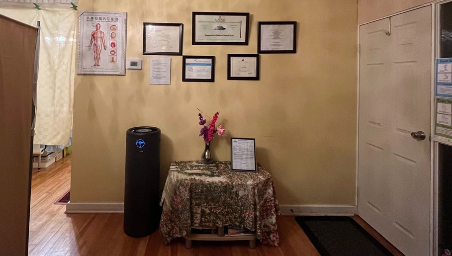 Zen Clinic- Acupuncture and Massage – kuva 1