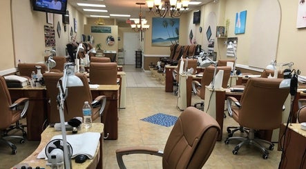 Sea Nails Salon