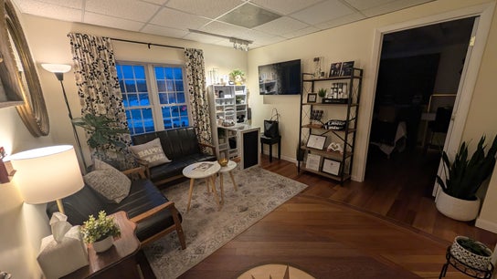S.L. Skin Studio