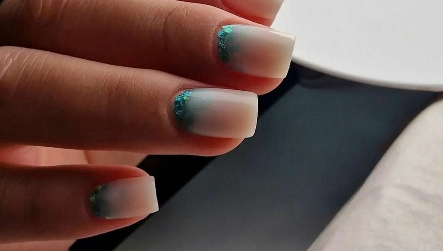 Immagine 1, Color Essence - Nails Design