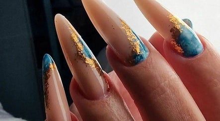 Color Essence - Nails Design, bild 3