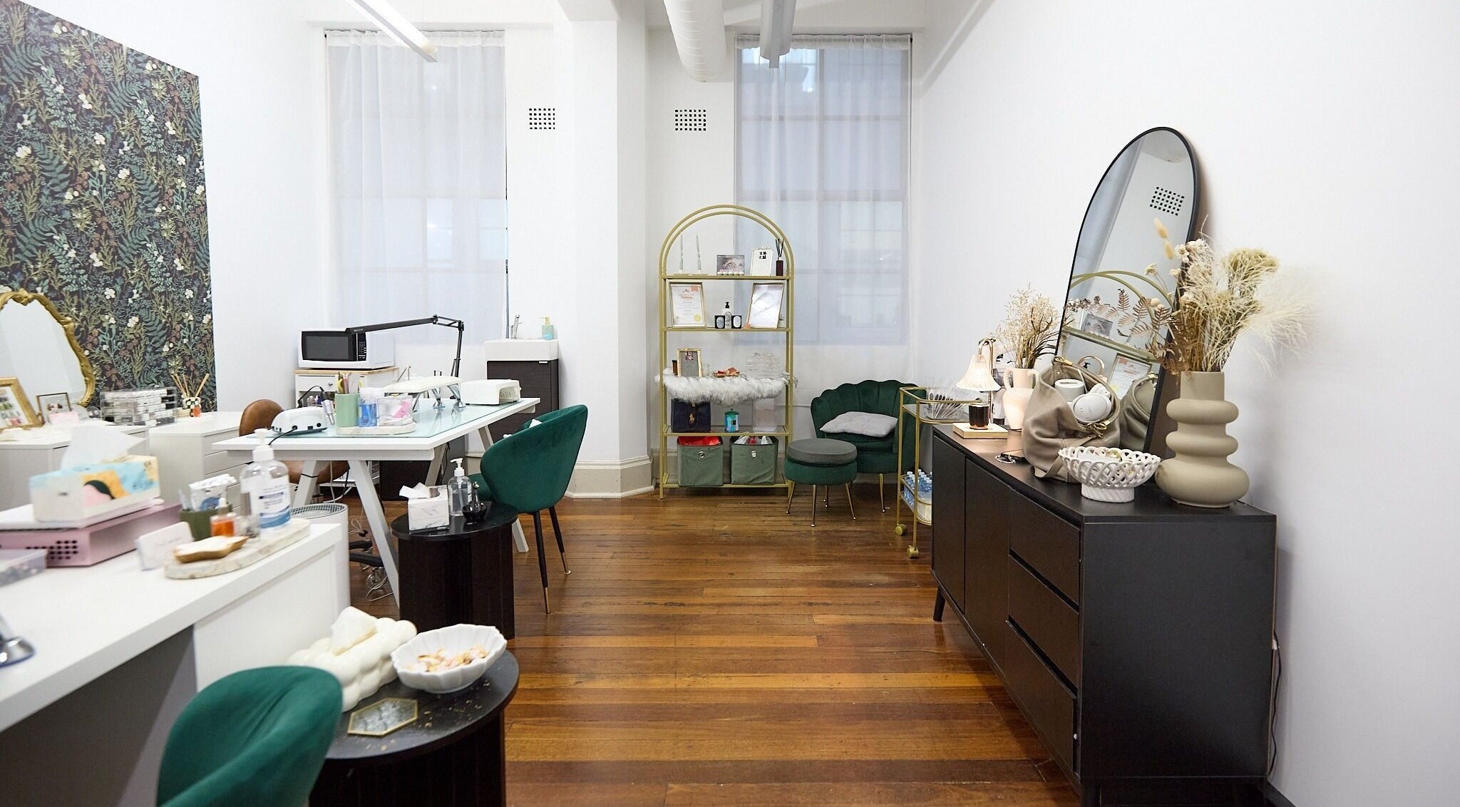Elegant interiors of Nail Société in Sydney, New South Wales, AU with stylish décor and cozy seating areas.