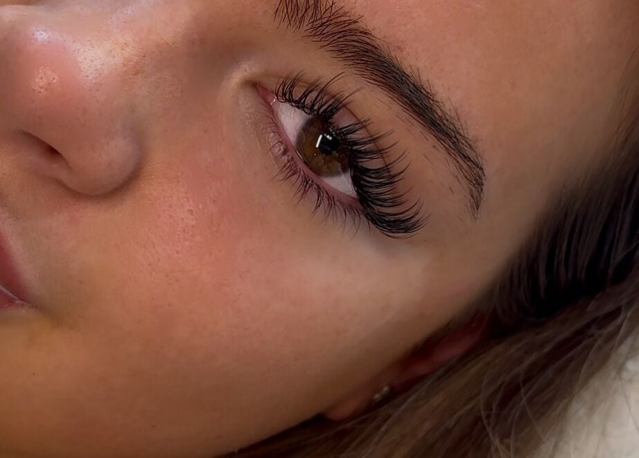 Close-up of detailed lash extension at Lola Lashes, Southend-on-Sea, England, GB.