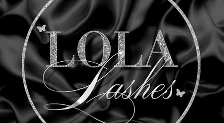 At Lola Lashesx