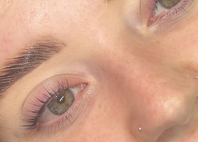 Perfectly groomed brows at LJB Makeup and Beauty, New Ross, County Wexford, IE, showcasing expert styling.