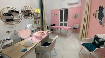ReyShez Beauty Salon